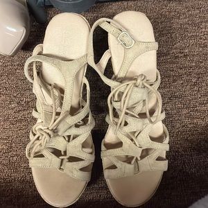 nude tie wedges